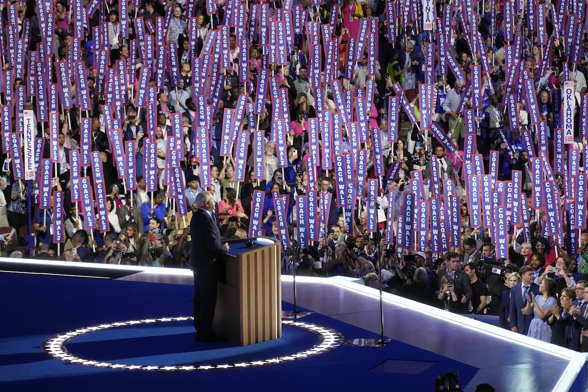 Dnc Convention 2024 Tim Walz Speech Dianne Tracey