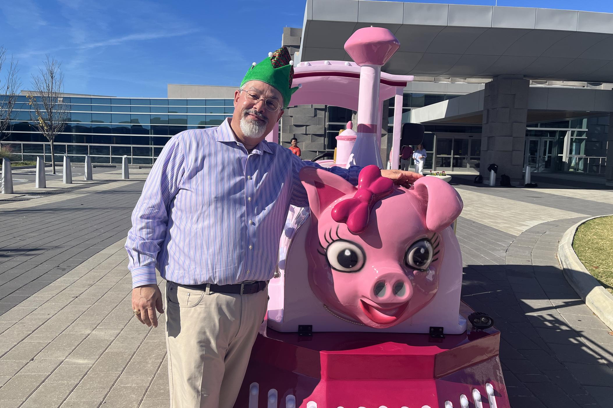 The Pink Pig rolls again! Iconic Atlanta holiday ride returns for the