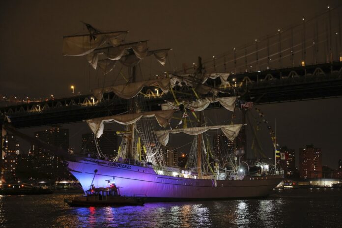 Brooklyn Bridge Collision