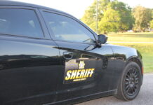 Franklin County deputies find person dead on roadside