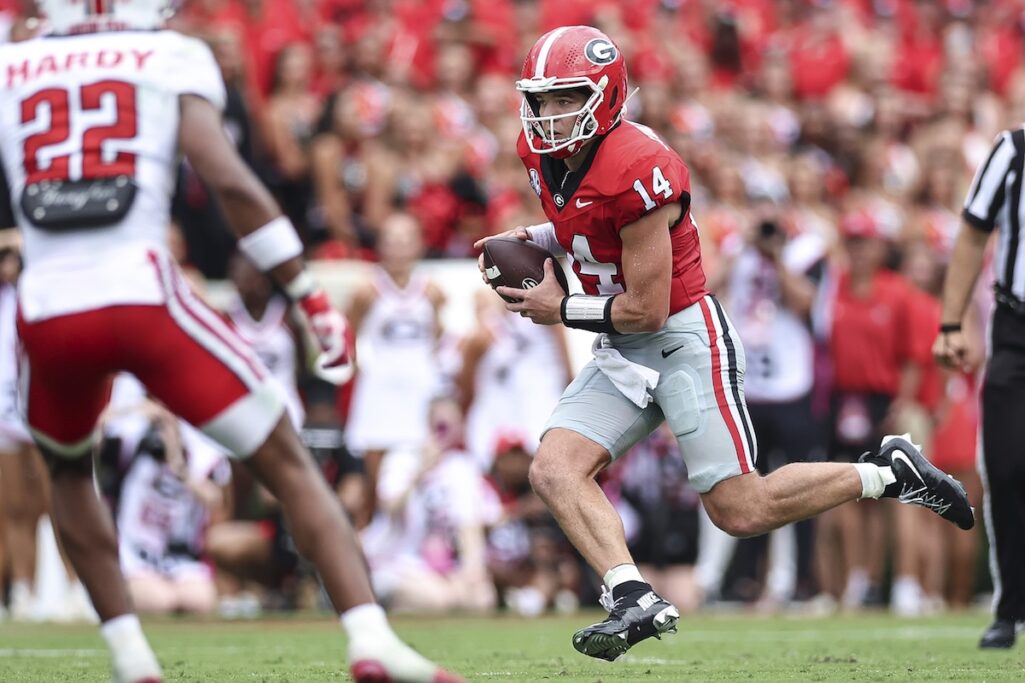Bowens, Frazier each run for 2 scores as No. 4 Georgia overcomes miscues to stop Austin Peay 28-6