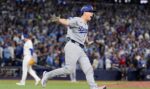 Smith’s homer in 11th lifts Dodgers over Blue Jays 5-4 to become first repeat champion in 25 years