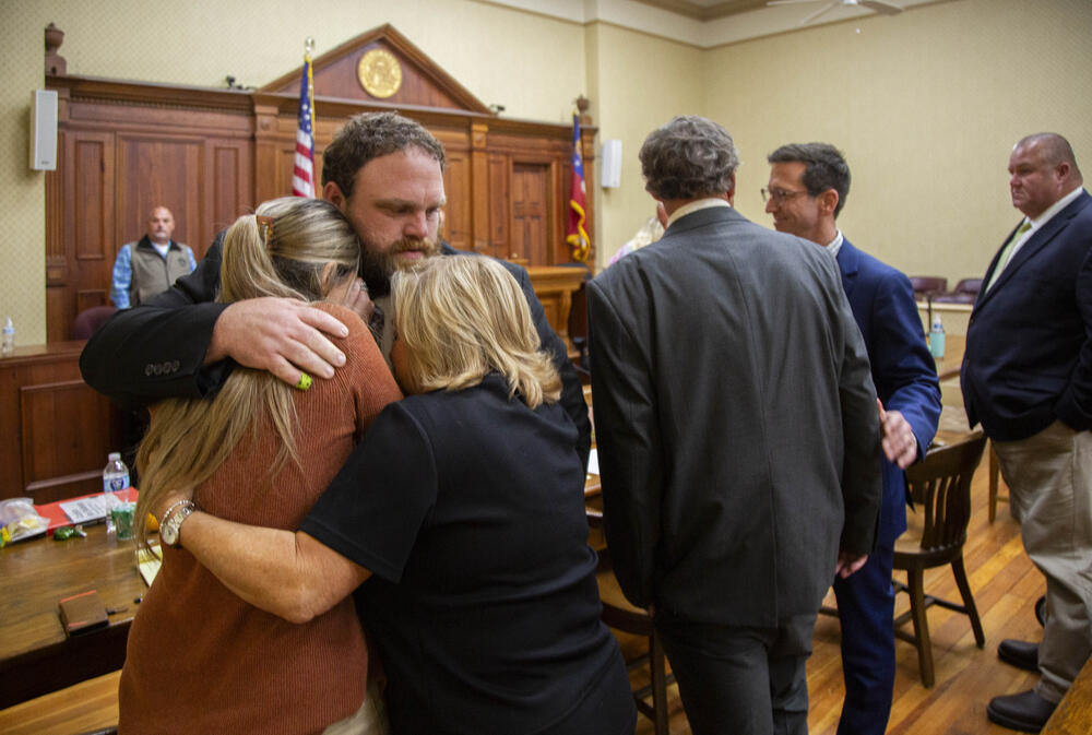 Ex-Georgia deputies cleared of murder in death of Black man shocked at least 15 times