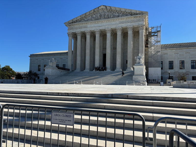 US Supreme Court maintains temporary freeze on full SNAP benefits for November